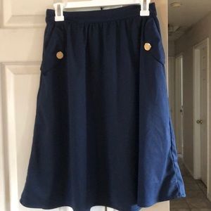 Navy midi skirt with pockets and elastic waist